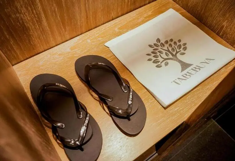 Quarto Deluxe, Tabebuya Resto & Resort