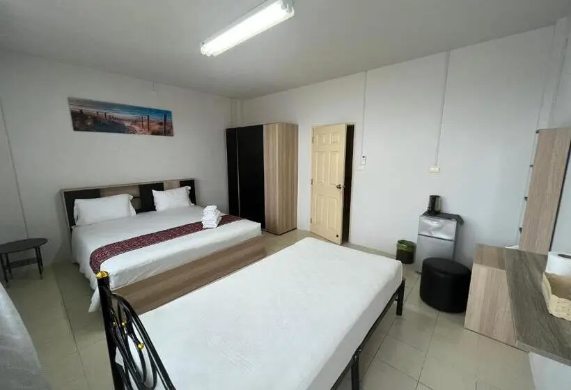 Standard Kolmen Hengen Huone, Tfm Homestay