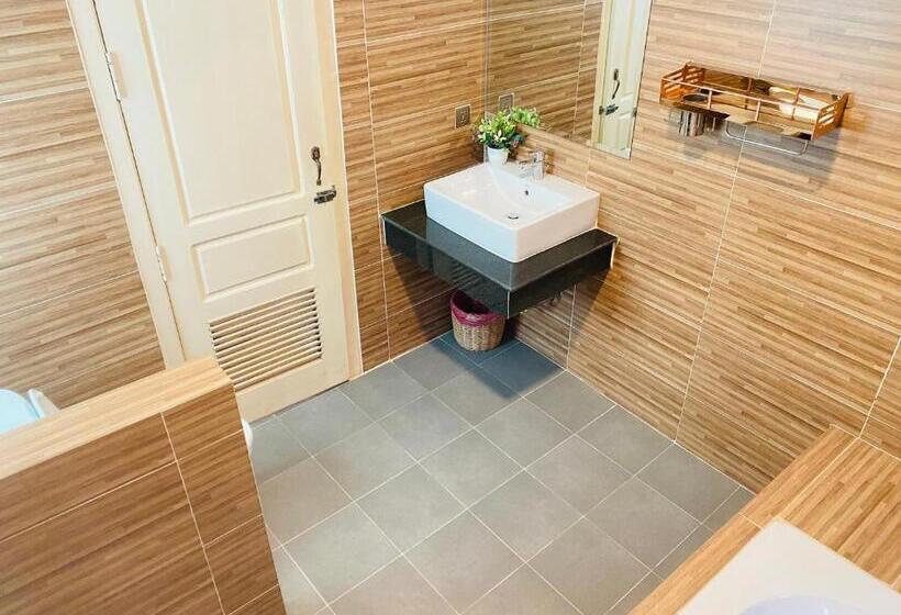 غرفة قياسية, Ananphada Boutique