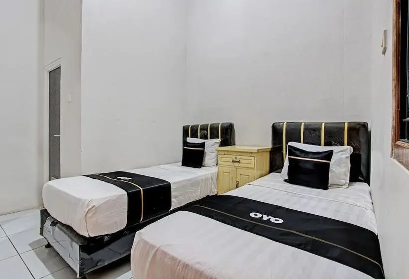 Standard-huone, Capital O 93361 Dynasty Inn Syariah