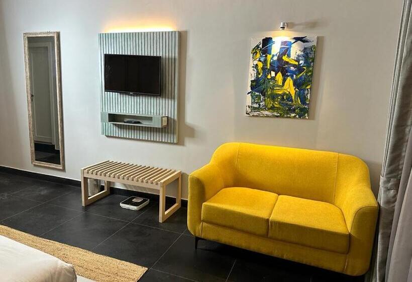 디럭스 룸, Fabhotel Prime Bt Wellness With Pool