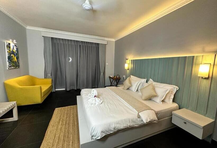 스위트, Fabhotel Prime Bt Wellness With Pool