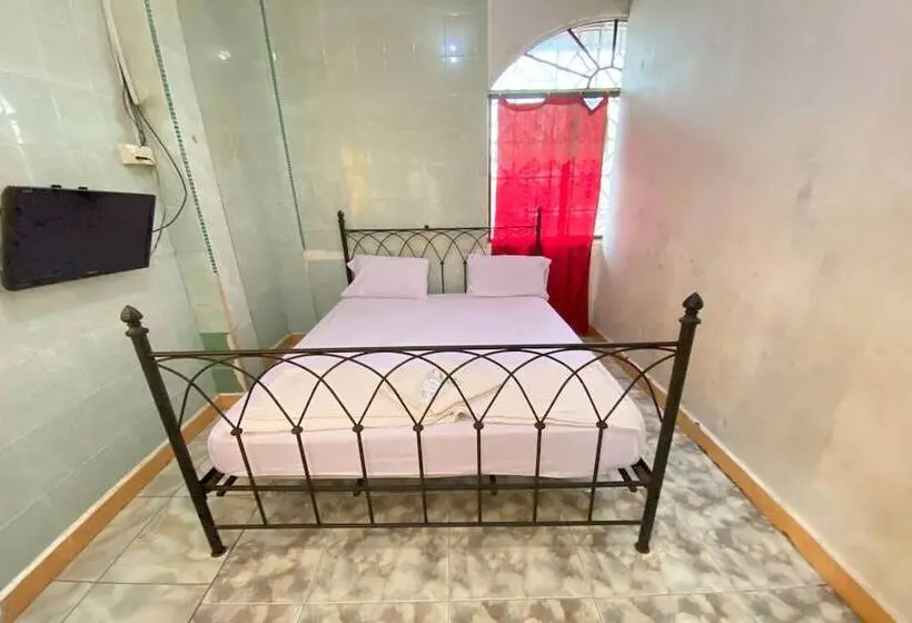 Standard-huone, California Mitra Reddoorz