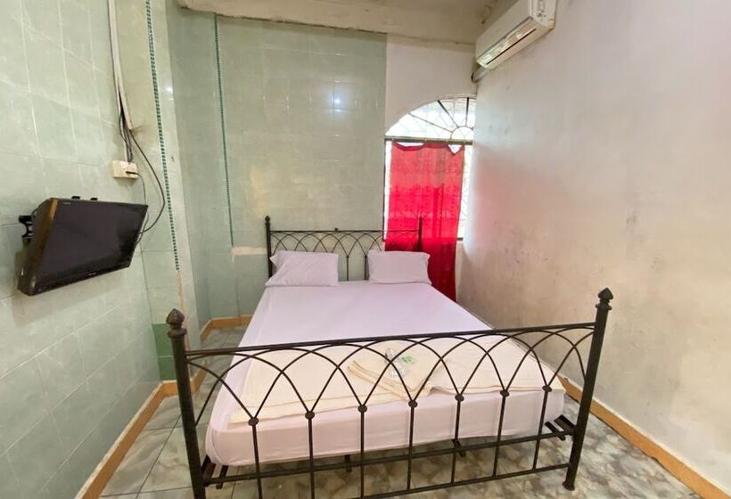 スタンダードルーム, California Mitra Reddoorz