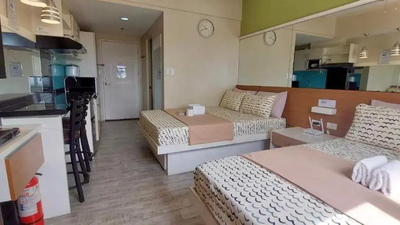 Perhehuone, Cebu City Proper Across Sm City Cebu With Two Beds