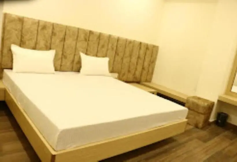 Deluxe-huone, Lords Residency