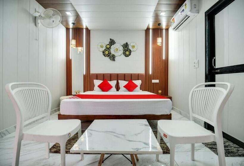 트리플 클래식 룸, Little Cozy Cottage