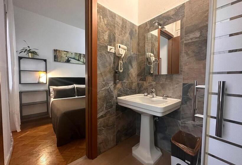 اتاق اکونومی, Casa Sole