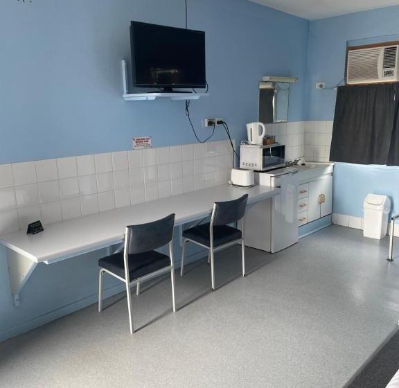 Номер Стандарт, Springsure Hotel Motel