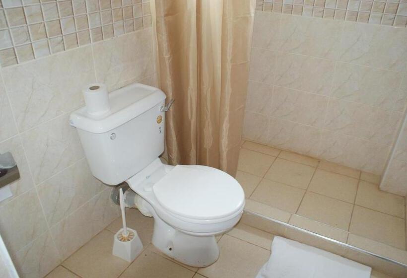 اتاق استاندارد, Westwind Hotel Limited