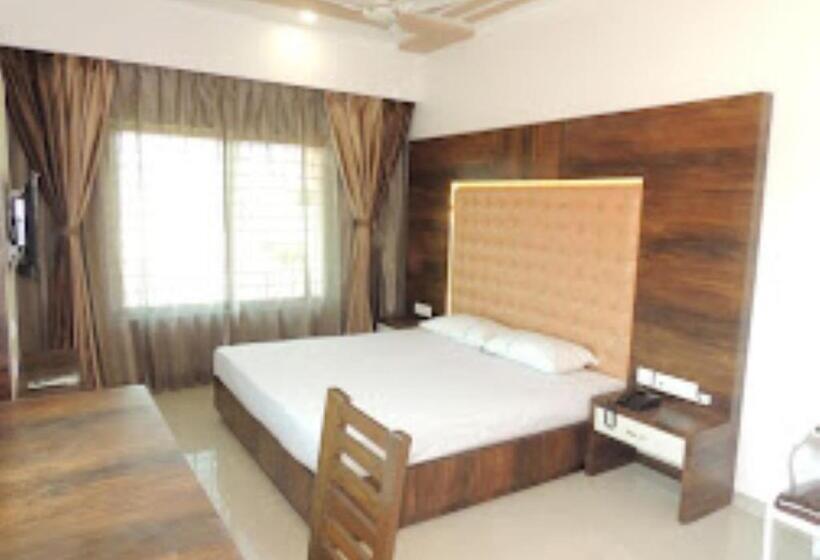 豪华房间, Marvel Inn Shirur