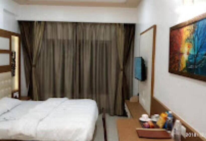 豪华房间, Marvel Inn Shirur