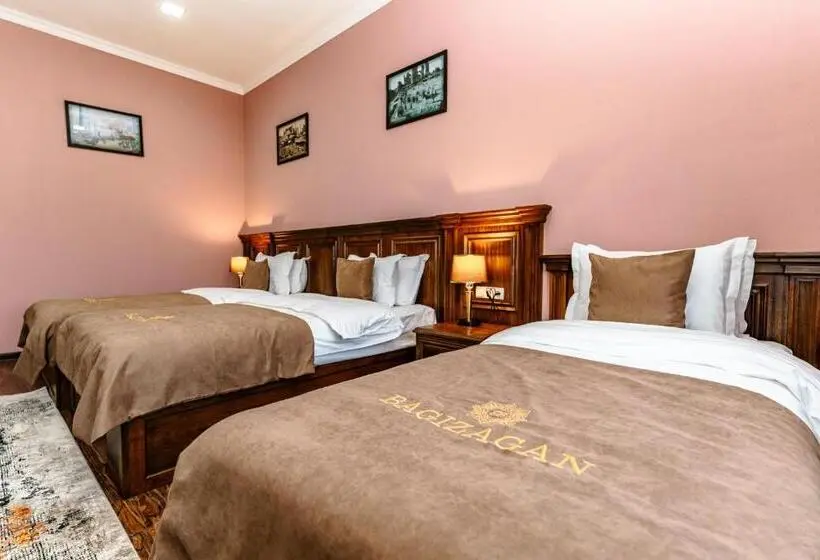 اتاق لوکس سه تخته, Bagizagan