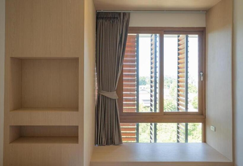 스탠다드 룸 킹사이즈 침대, Moods Boutique