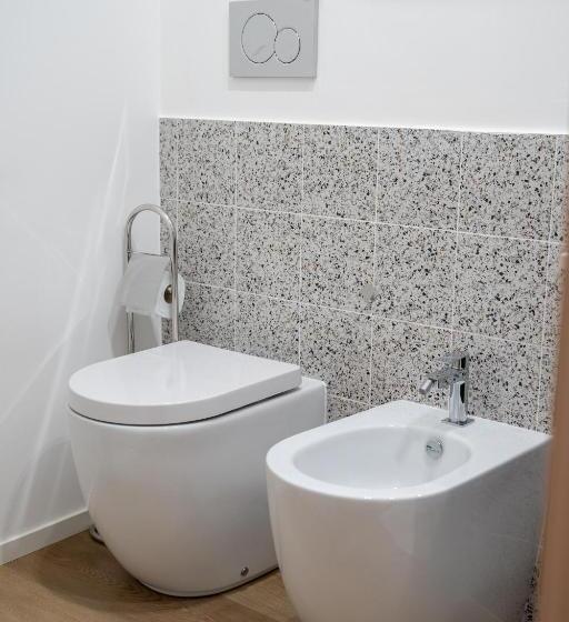 اتاق استاندارد با بالکن, B&b Meridia