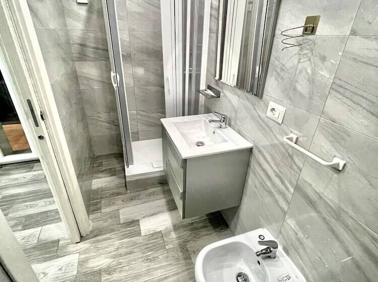 חדר סטנדרט, Airport Napoli