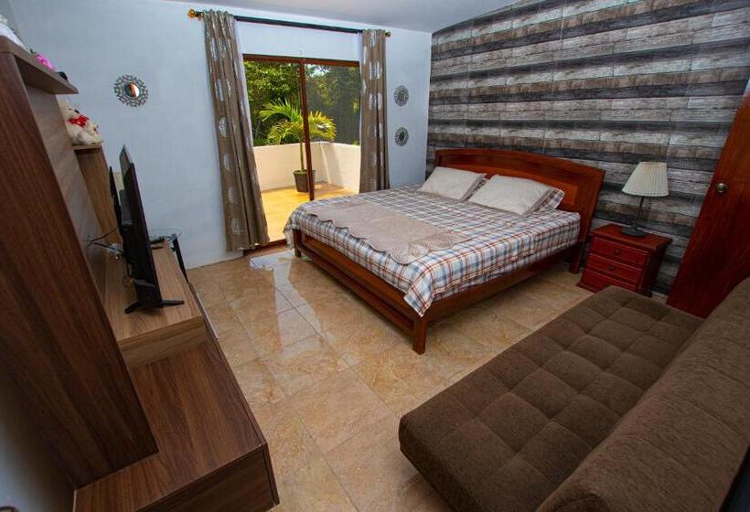 带大床的标准间, Amancay House