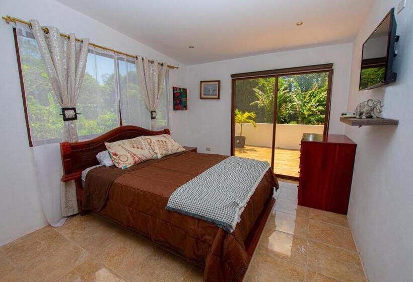 带阳台的豪华间, Amancay House