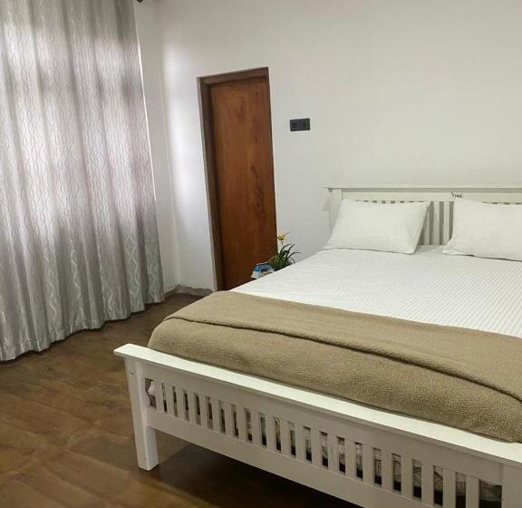 豪华三人间, Euphoria White House Nuwaraeliya