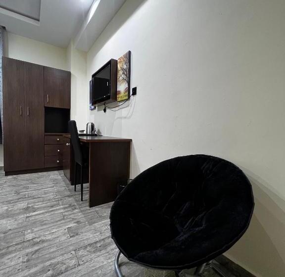 استودیو استاندارد با بالکن, Fragrance Apartments And Suites
