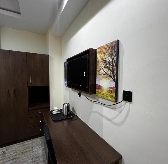 استودیوی استاندارد, Fragrance Apartments And Suites