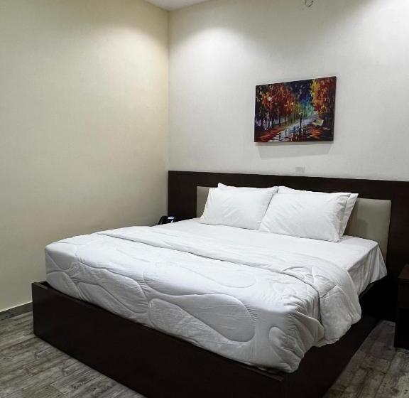 سوییت لوکس, Fragrance Apartments And Suites