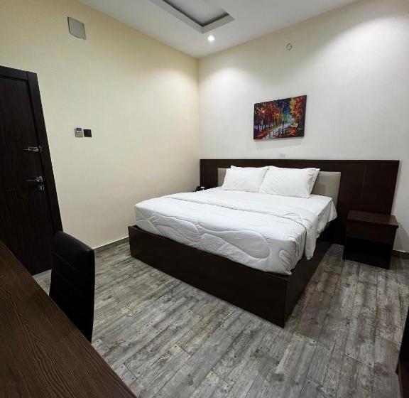 سوییت لوکس, Fragrance Apartments And Suites