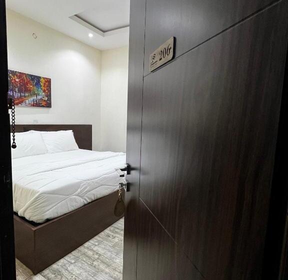 سوییت لوکس, Fragrance Apartments And Suites