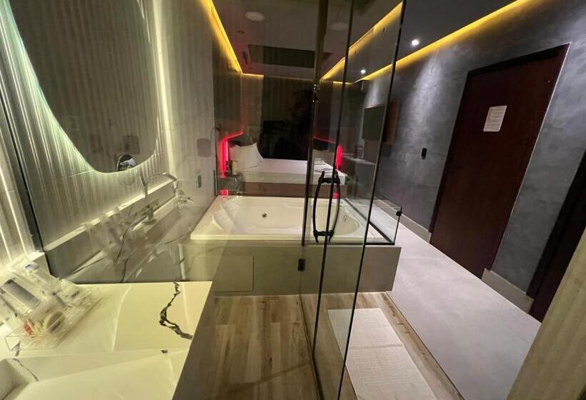 סוויטה עם ג'קוזי, Motel Prestige Pinda 6