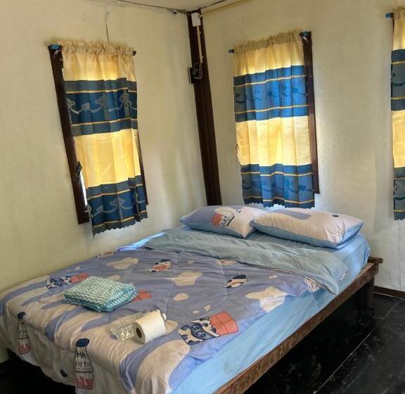 غرفة قياسية, Blue Stone