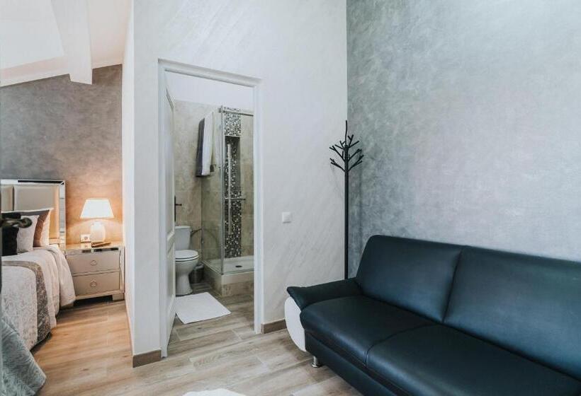 Номер Deluxe, Diplomat Villa