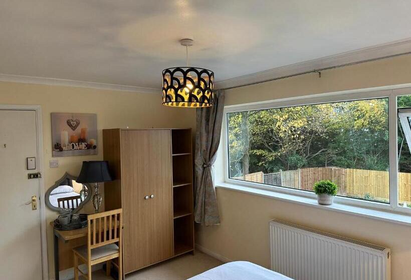 Номер Deluxe, Wendover House