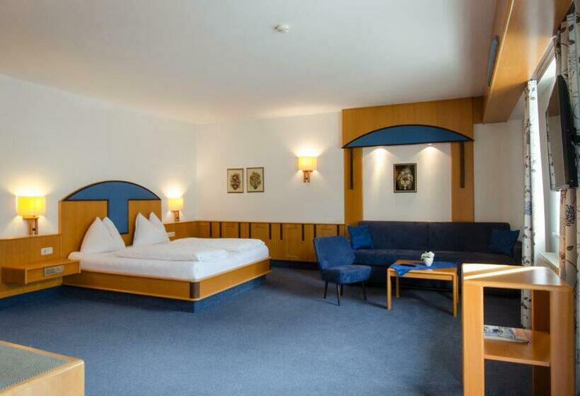 غرفة كمفورت مع بلكونة, Goldenes Schiff Hotel Mietparkplätze