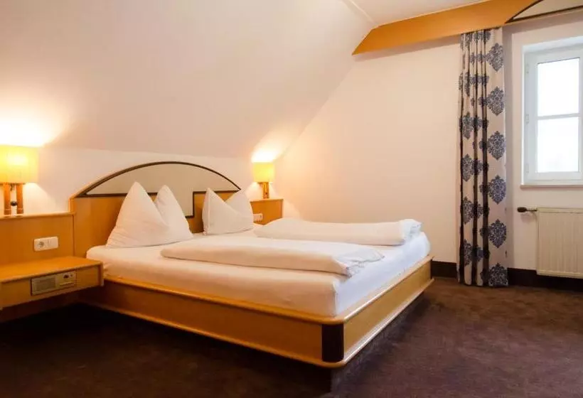 سوئیت با بالکن, Goldenes Schiff Hotel Mietparkplätze