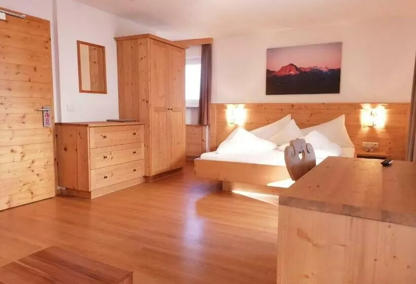 Comfort-huone, Adler Hotel Pension