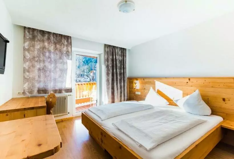 Standard-huone Parveke, Adler Hotel Pension