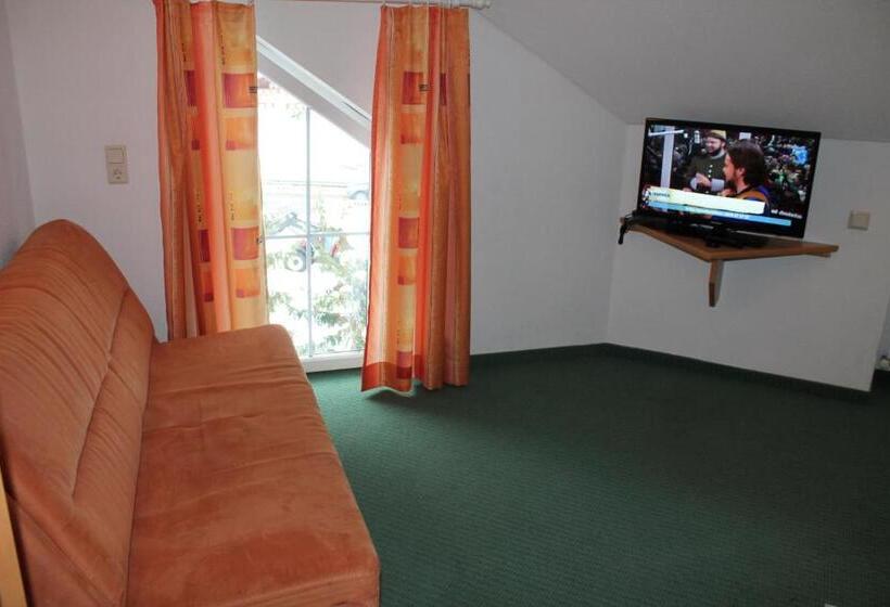 شقة غرفتين, Apart Maximilian