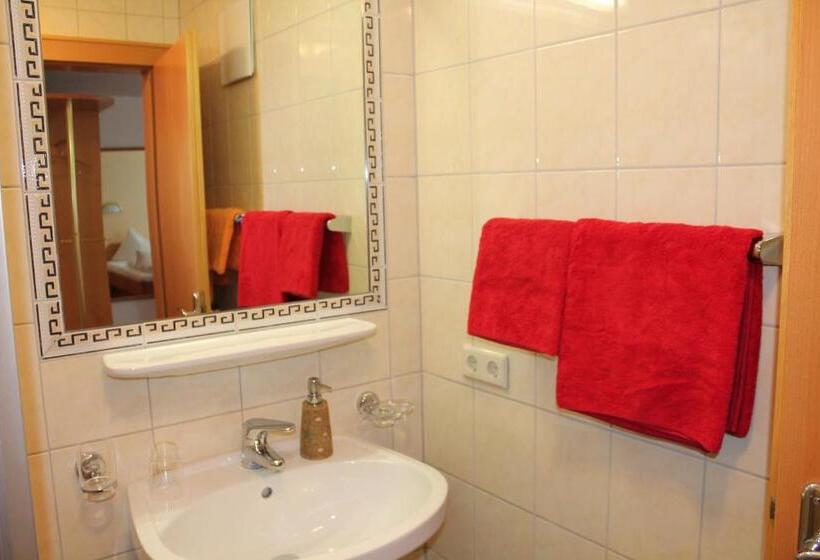 غرفة إقتصادية, Apart Maximilian