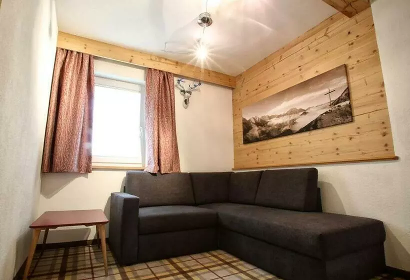 １ベッドルームアパートメント, Home Suite Home