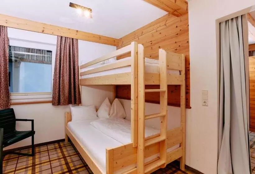 １ベッドルームアパートメント, Home Suite Home