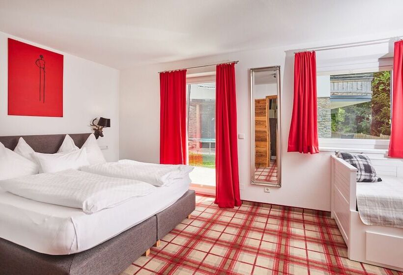 شقة غرفة واحدة, Home Suite Home