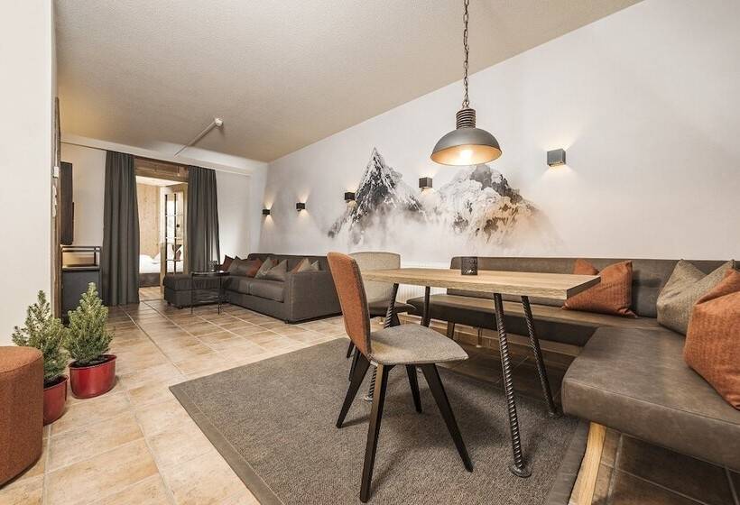 침실 2개 아파트, Montana Apartments