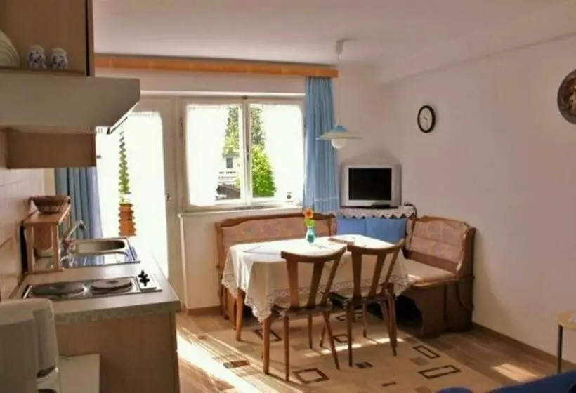 Huoneisto 1 Makuuhuone Parveke, Pension Leitner