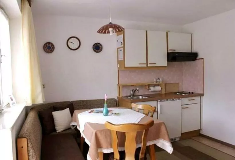 Huoneisto 1 Makuuhuone Parveke, Pension Leitner