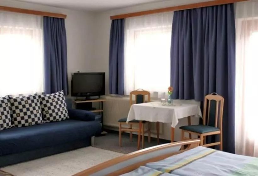 Comfort room with balcony, Pension Leitner