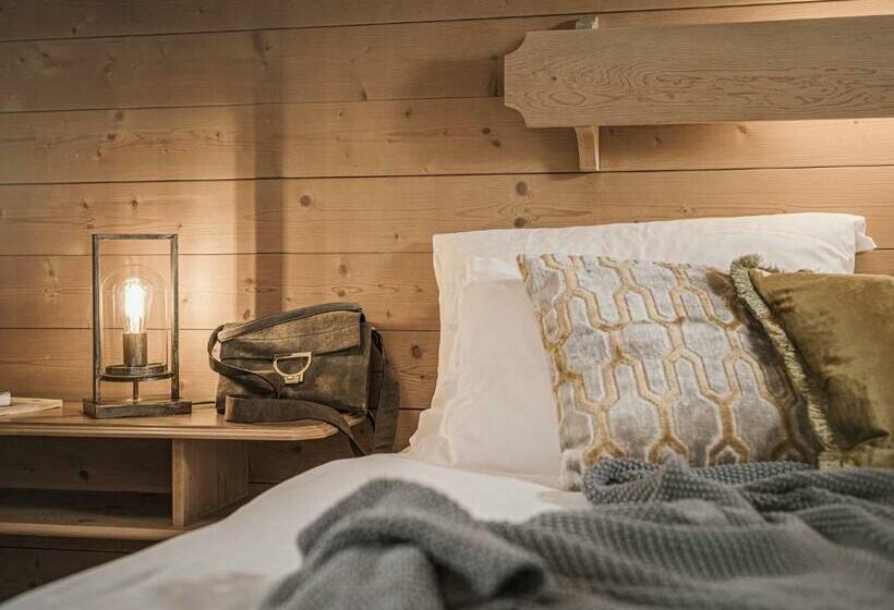 스탠다드 룸, Post