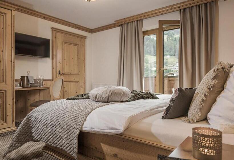 스탠다드 싱글 룸, Post