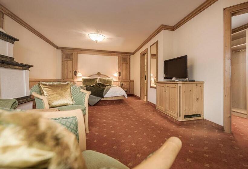 발코니 디럭스 룸, Post