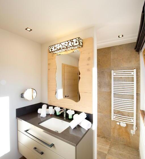 جناح ديلوكس, Winterbauer