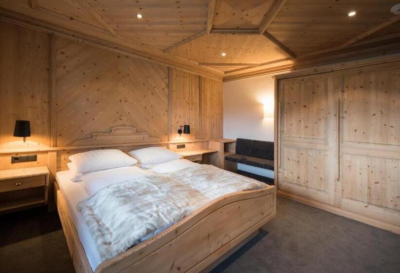 جناح عائلي, Winterbauer